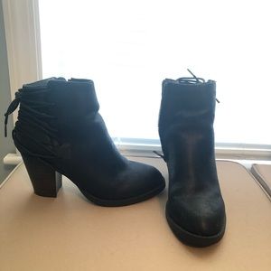 JustFab Black ankle booties